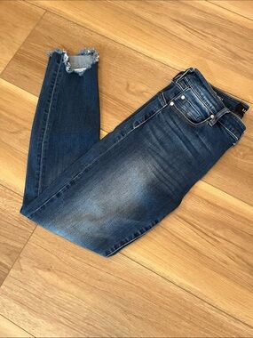 Liverpool Piper Hugger Curved Fray Hem Jean